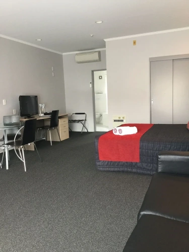 1 Bedroom Family Basement Suite
