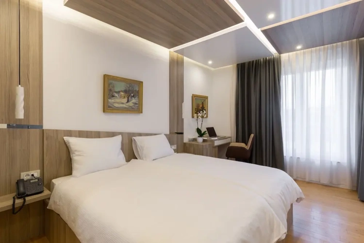 Deluxe Double room with balcony