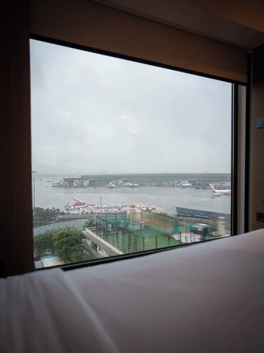 Standard Twin room with city view