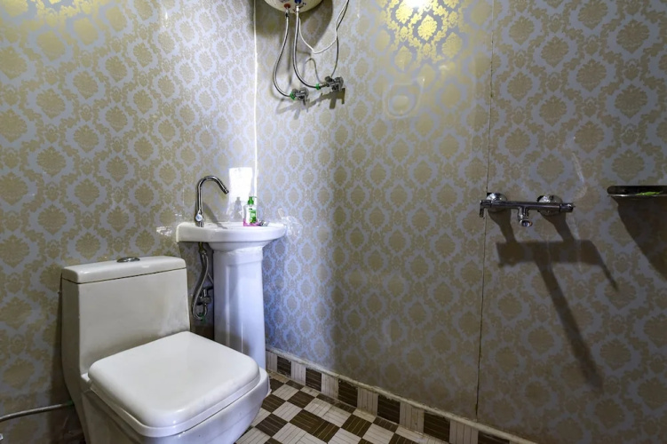 Fabhotel Neilkanth