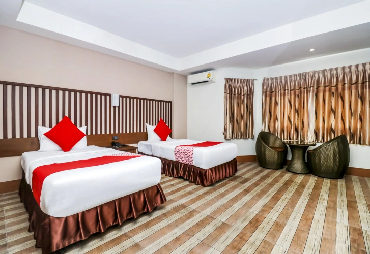 Standard Twin room