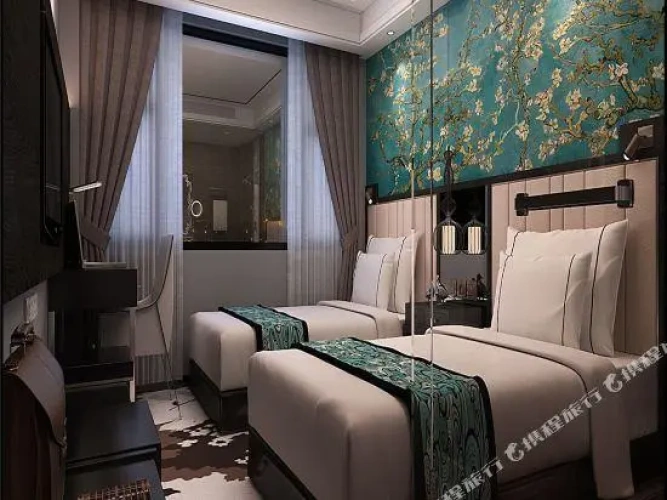Deluxe Double Suite