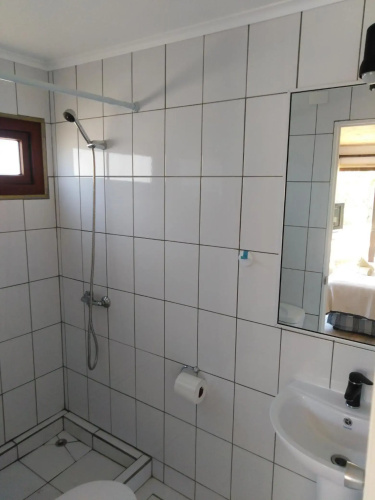 Hostal F