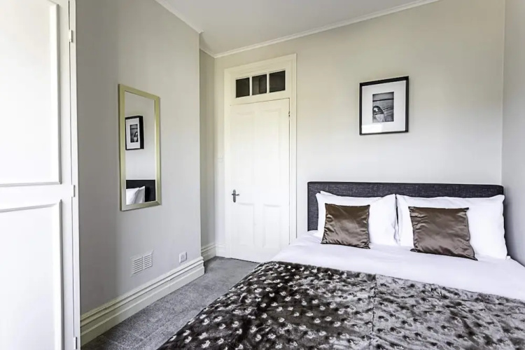 Beautiful Abode In Fulham Broadway