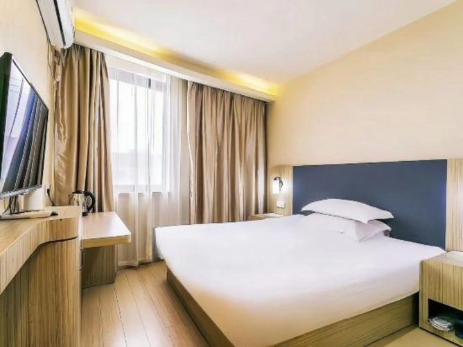 Chuzhou Hotel