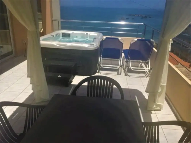 1 Bedroom Luxury Apartment