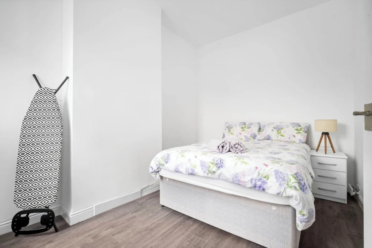 Apartment 1 Bedroom,sleeps6,parking