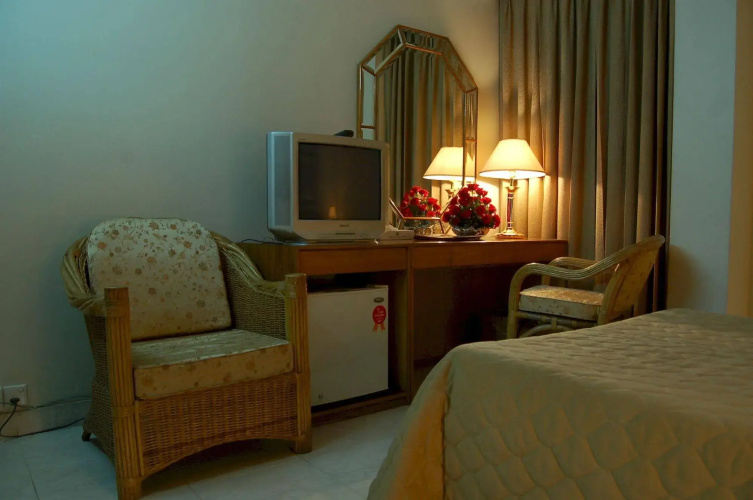 Hotel de Crystal Crown