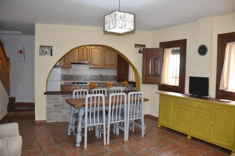 2 Bedrooms Apartment with balcony and with mountain view