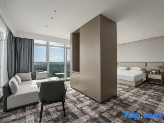 Deluxe Double Suite