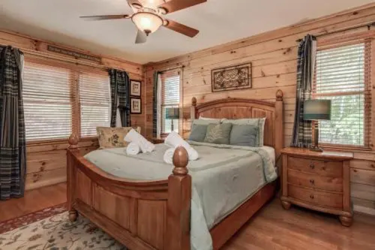 La Dolce Vita Cabin