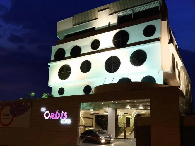 1 Bedroom Deluxe Double room with city view