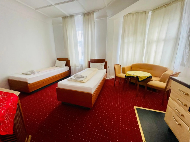 Hotel Pension De Lux