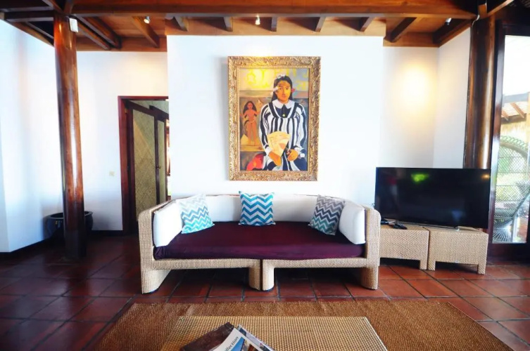 #1 Beach Villa Bliss by TAHITI VILLAS