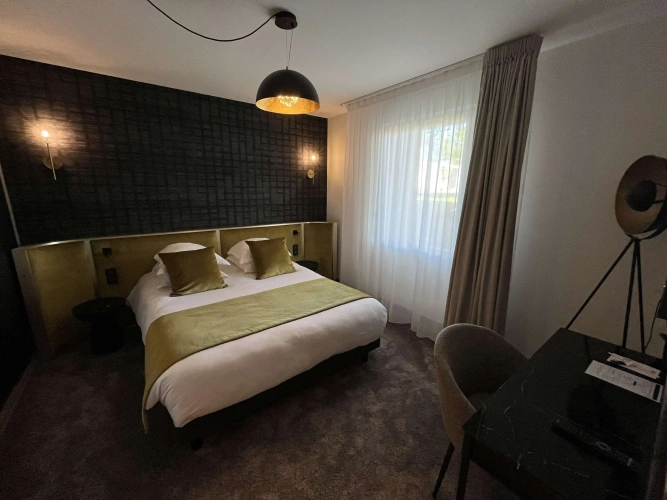 Double Suite