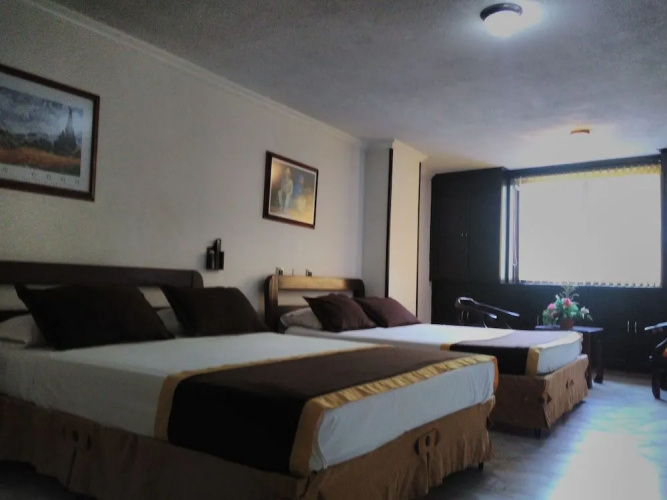 Hotel Ribera Del Rio Av 2N