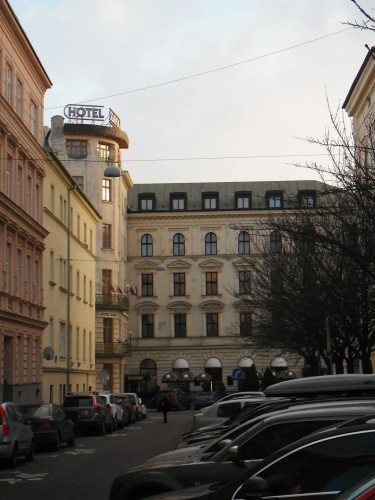 SLAVIA