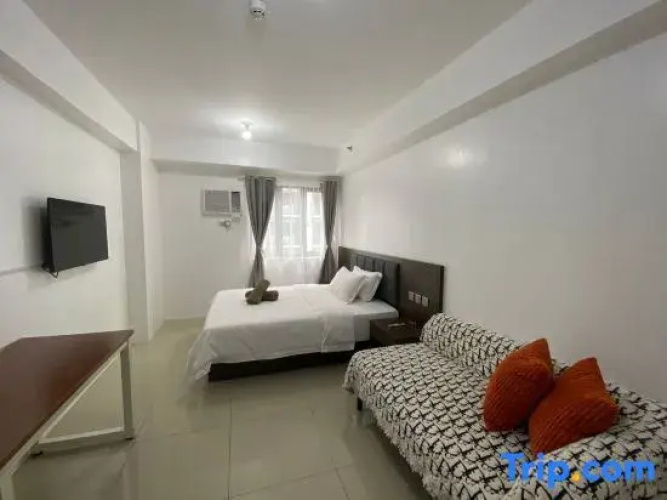 Shore 1 Spacious Smart Home 1003