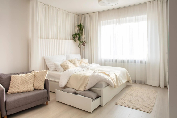 Light Room by Zoom Apartments