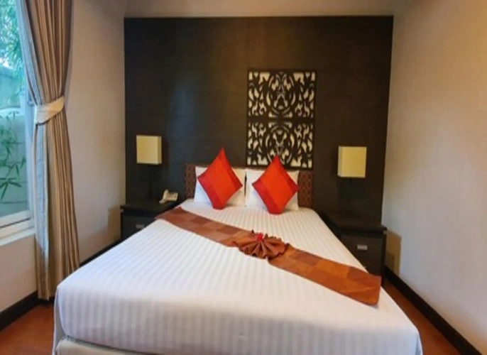 2 Bedrooms Villa