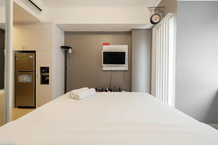 Pleasant Studio Apartment at The Oasis Cikarang