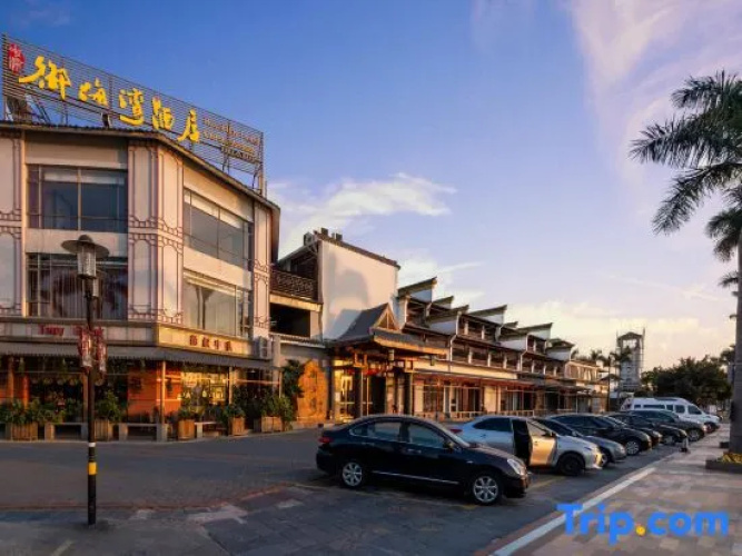 Royal Bay Hotel