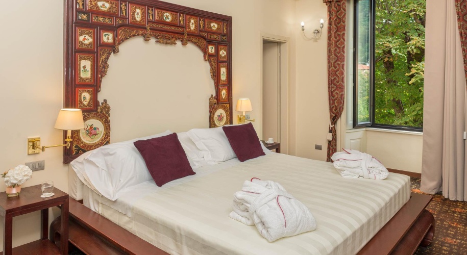 Double Suite