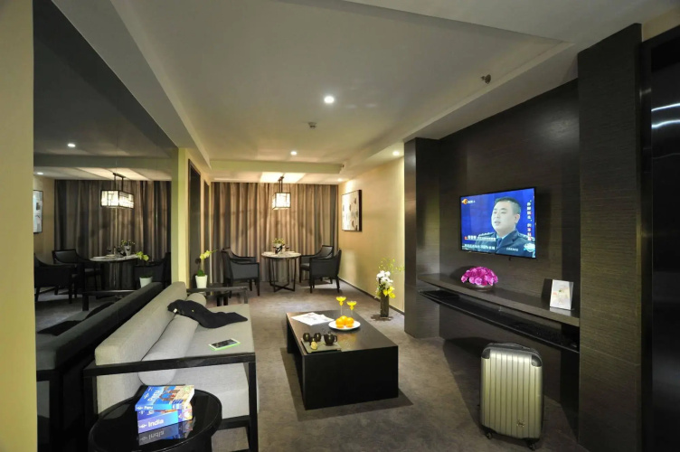 La Quay Hotel