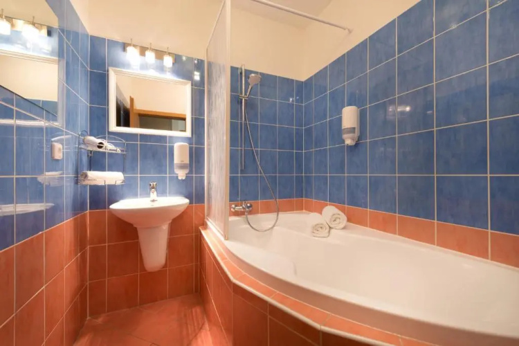 B2B Apartments