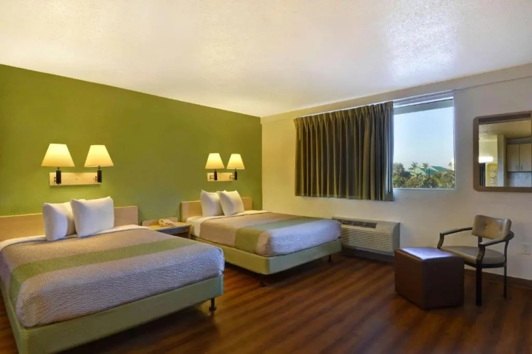 Premium Quadruple room