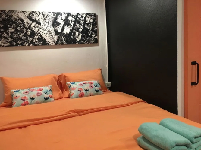 Shakira Hostel