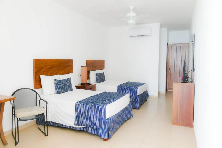 Costa Alegre Hotel & Suites