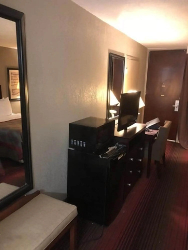 Clarion Inn
