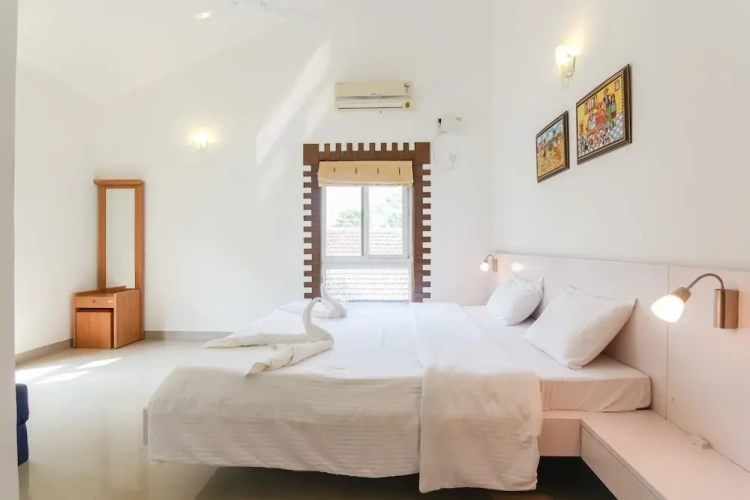 3 Bedrooms Luxury Villa with pool view