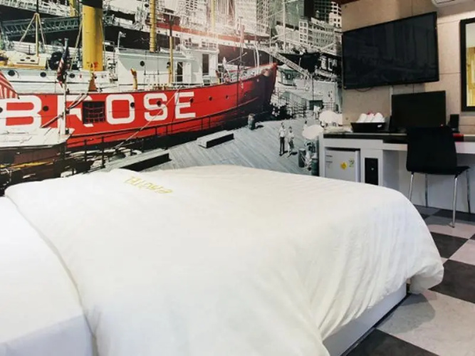 Juan E Hotel
