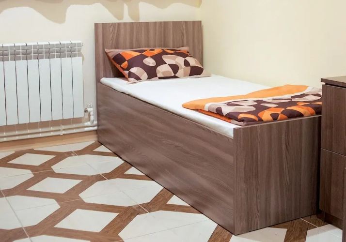 Hostel Nreni