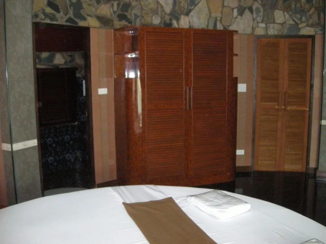 Two Tiger Resort & Spa