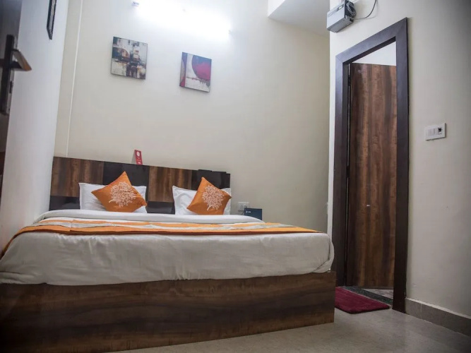 Collection O 9123 Baghban Residency