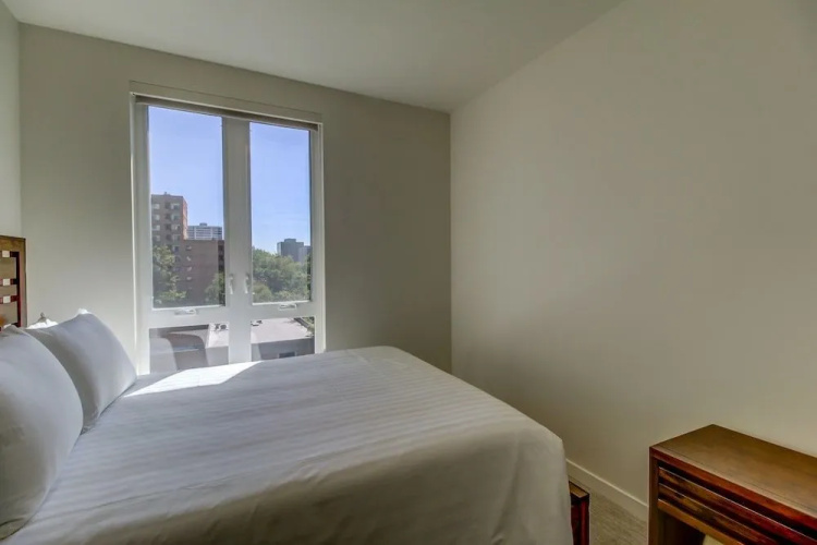 Pelicanstay in Central Square Cambridge