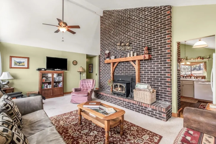 3 Elk - 4 Br Home