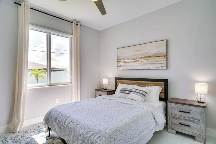 4 Bedrooms Cottage