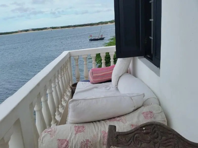 Shella Bahari Guest House