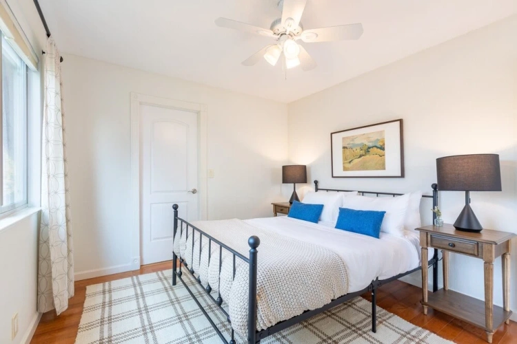 5 Bedrooms Standard room
