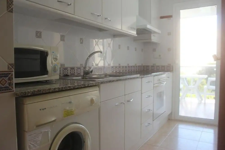2 Bedrooms Apartment with sea view