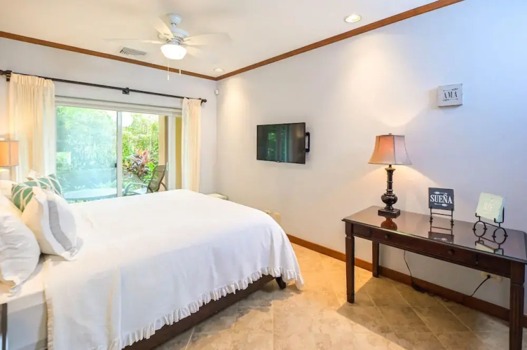 Veranda 1H - 3 bdr 3 Bath Family