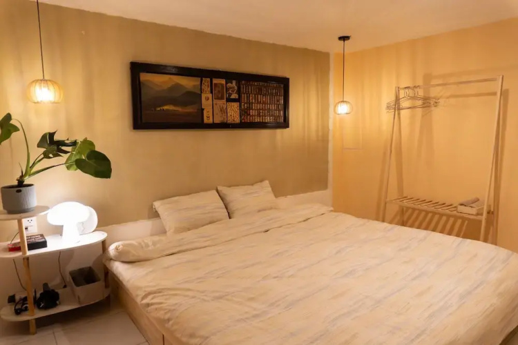 THE Room