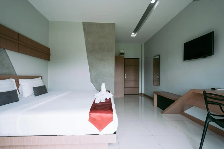 Ray Hotel