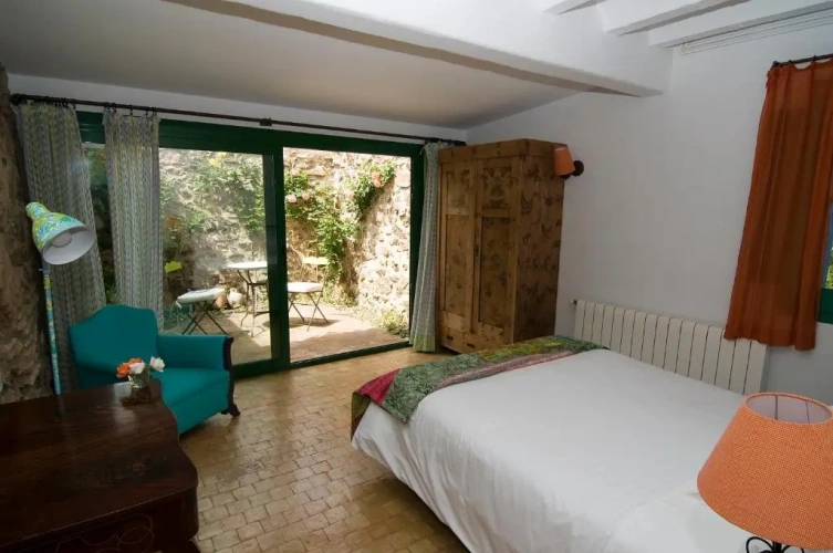 Standard Double room with view