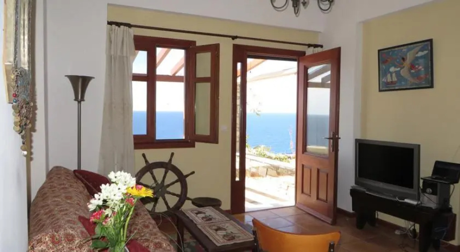 Villa Ikaros