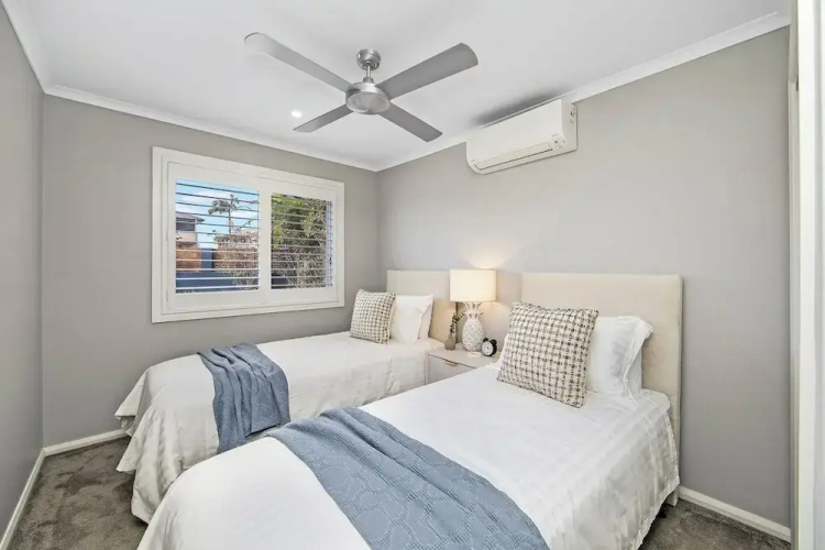 Shelly Beach Serenity